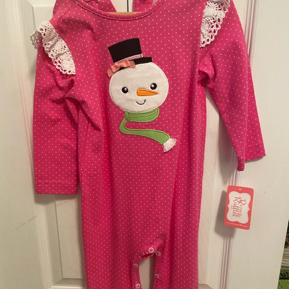 ric rac & ruffles snowman outfit